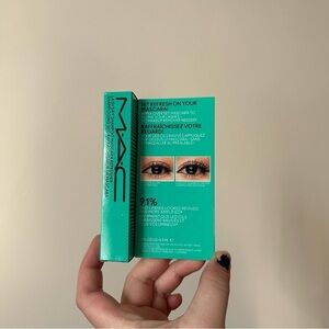NEW MAC LASH DRY SHAMPOO MASCARA REFRESHER